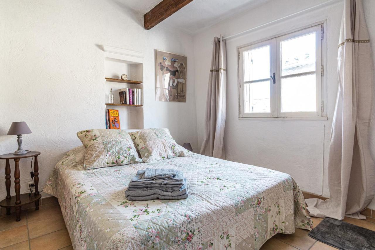 Maison De Village Au Coeur De LʼIsle-sur-la-Sorgue المظهر الخارجي الصورة