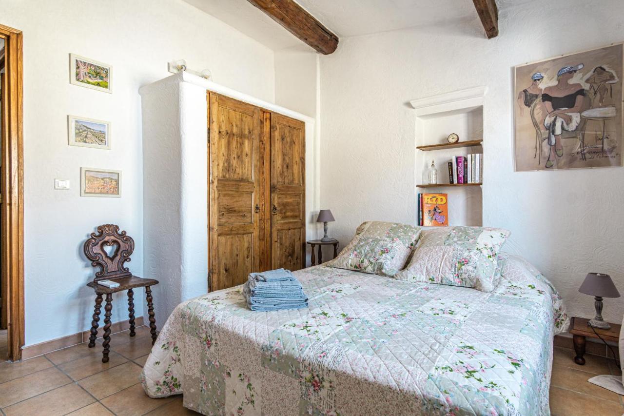 Maison De Village Au Coeur De LʼIsle-sur-la-Sorgue المظهر الخارجي الصورة