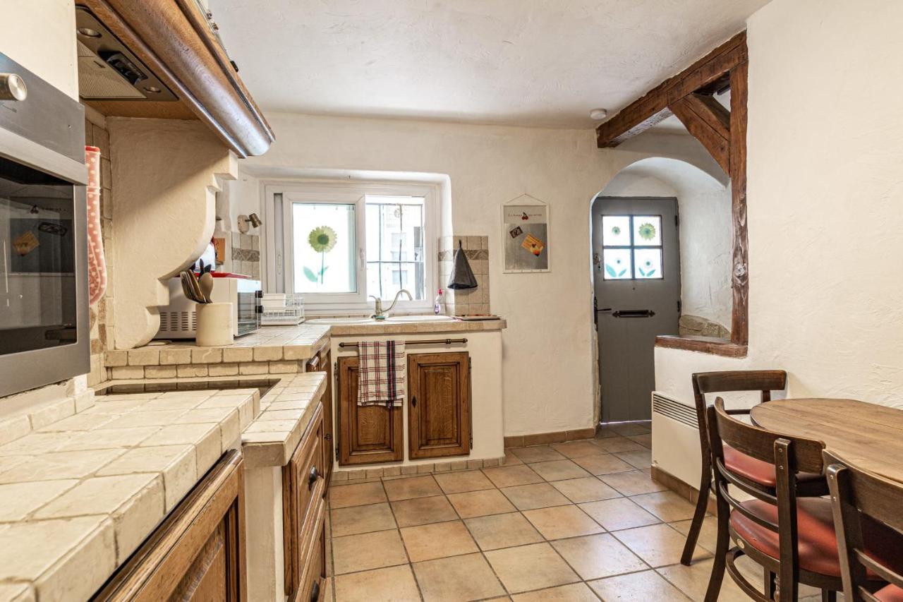 Maison De Village Au Coeur De LʼIsle-sur-la-Sorgue المظهر الخارجي الصورة